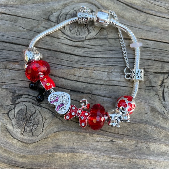 MINNIE Crystal Bow CHARMS BRACELET with Free Gift Box - Picture 4 of 10